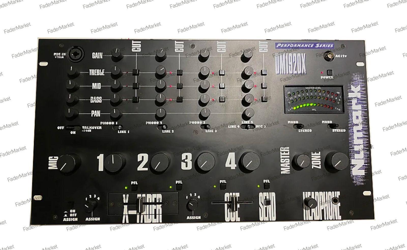 Numark DM1920X