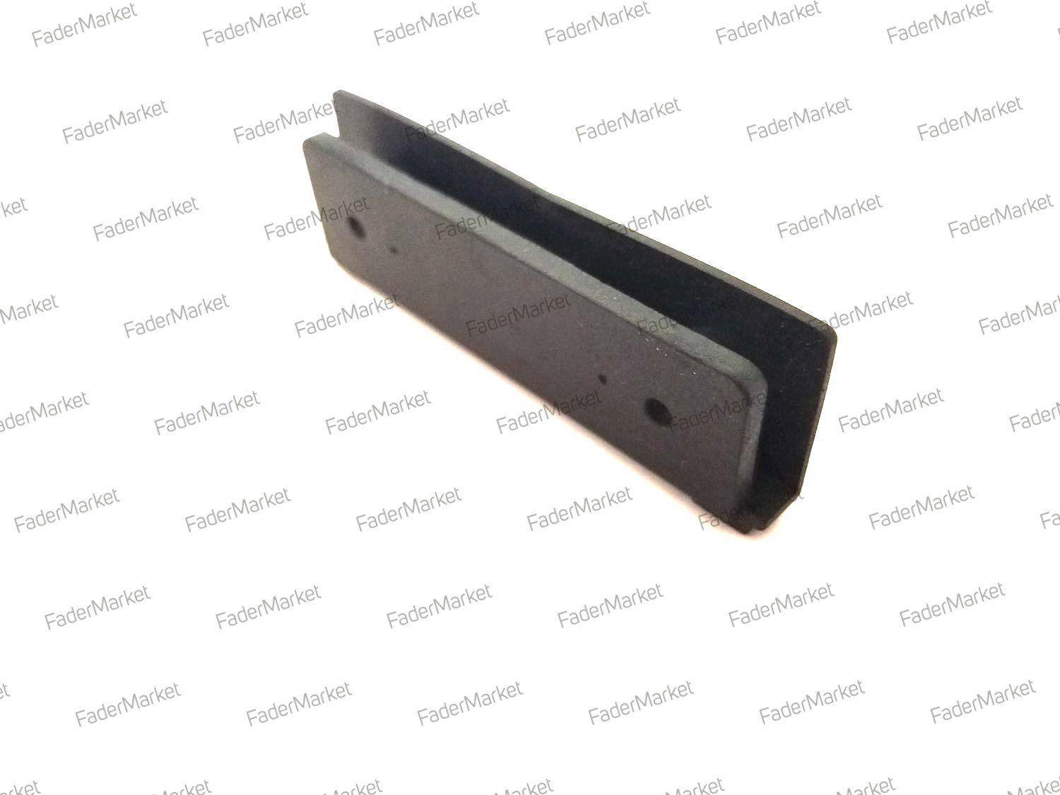 Часть крепежа крышки RMG0483-K для Technics
